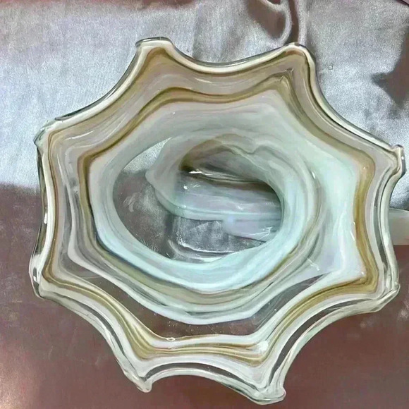 1970s Sooner Glass Multi Color Blue Swirl  Swan Bowl with Ruffled Rim - Picture 4 of 9